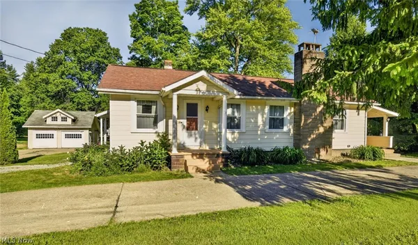 $235,000 | 2690 South Canfield-Niles Road, Youngstown, OH 44515