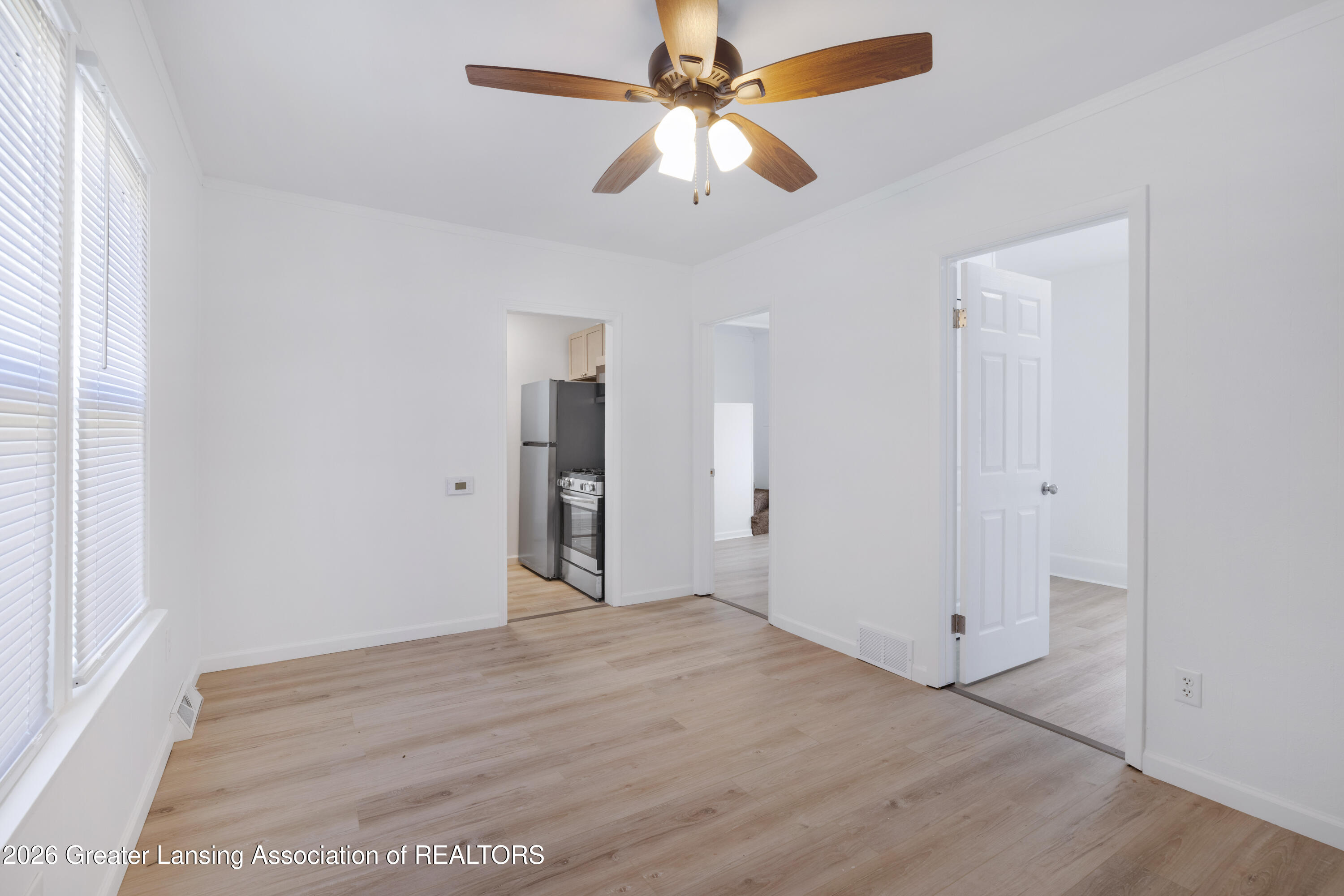 2313 South Rundle Avenue Lansing, MI 48910 - Photo 8 of 26 AKP-12 (7)