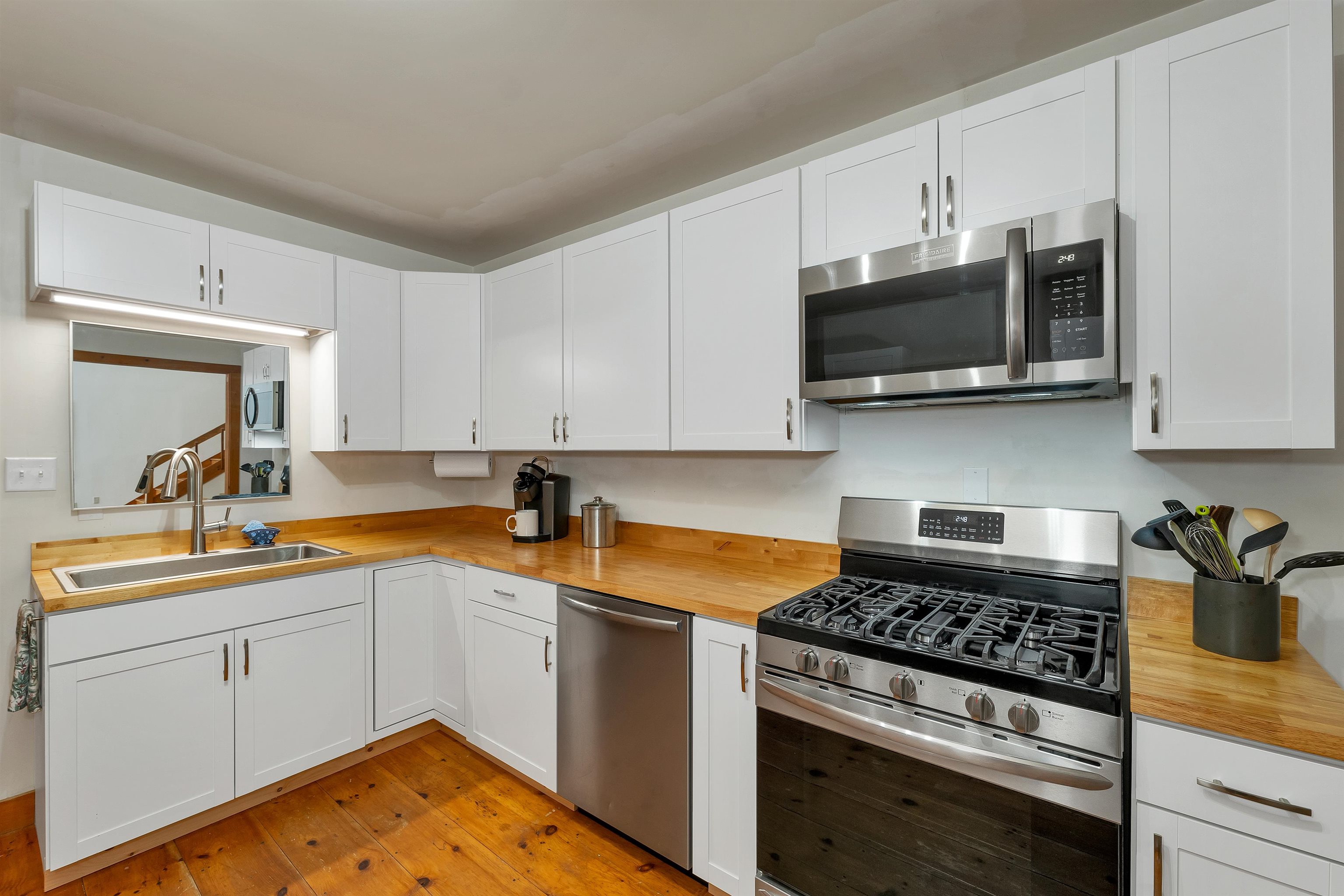 184 Francestown Road Bennington, NH 03442 - Photo 17 of 60