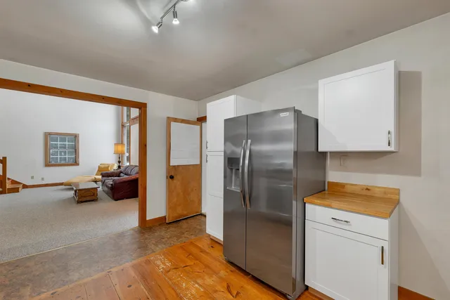 $699,900 | 184 Francestown Road, Bennington, NH 03442