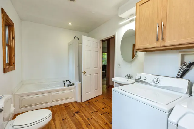 $699,900 | 184 Francestown Road, Bennington, NH 03442