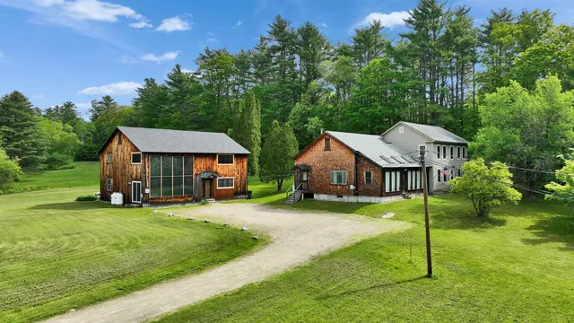 $699,900 | 184 Francestown Road, Bennington, NH 03442