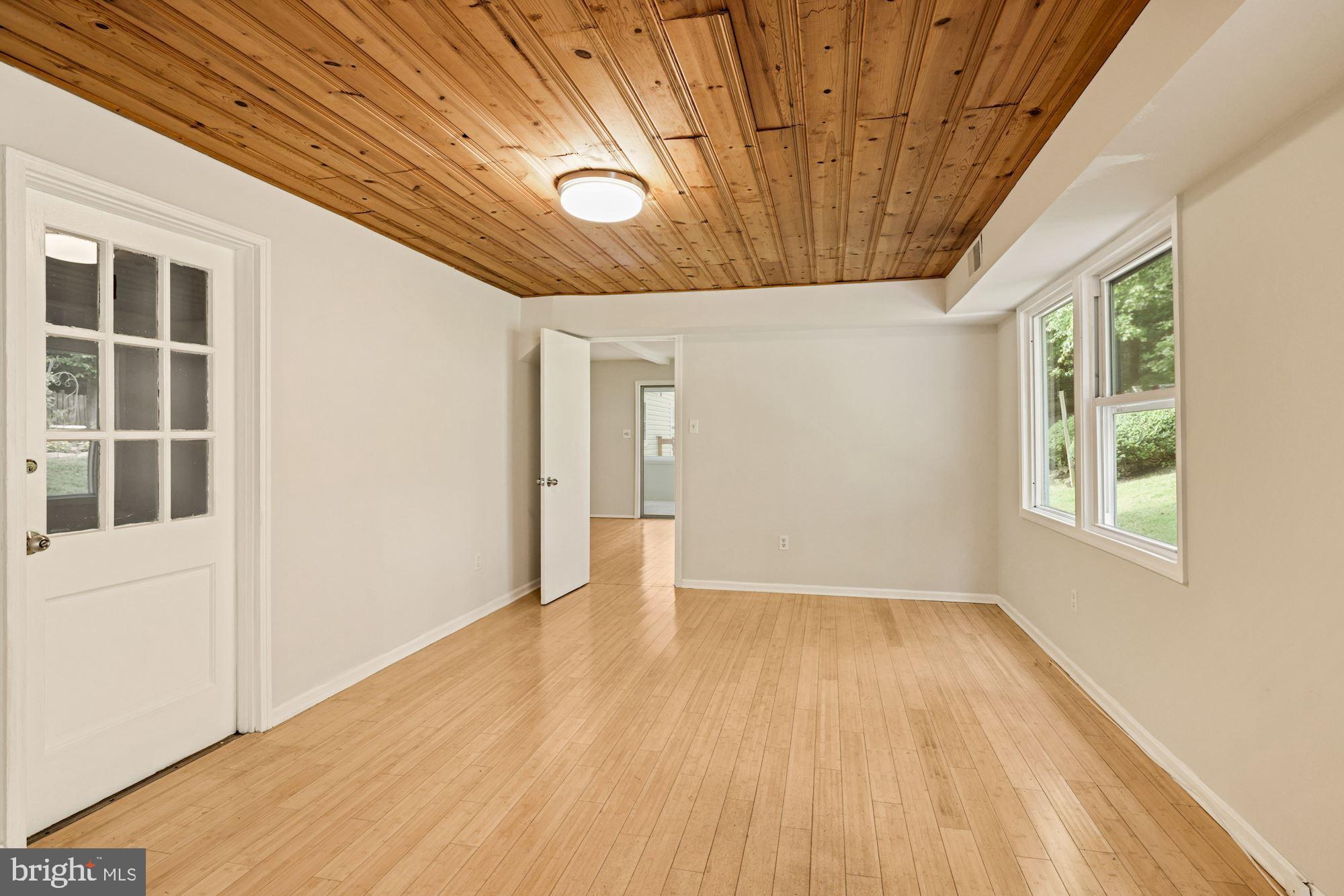3228 Birchtree Lane Silver Spring, MD 20906 - Photo 14 of 46 Gallery Image 14