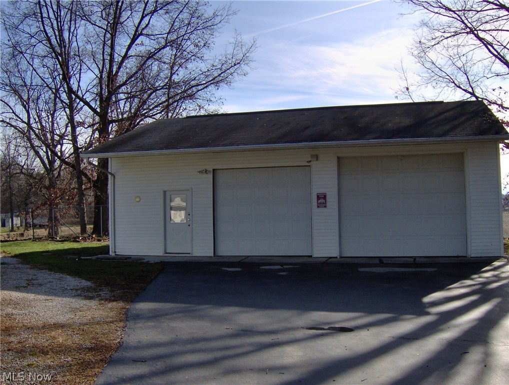17405 Mock Road Berlin Center, OH 44401 - Photo 3 of 7 Gallery Image 3