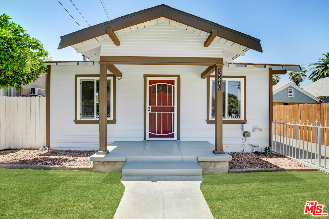 3370 1st Street Riverside, CA 92501 - Photo 2 of 14