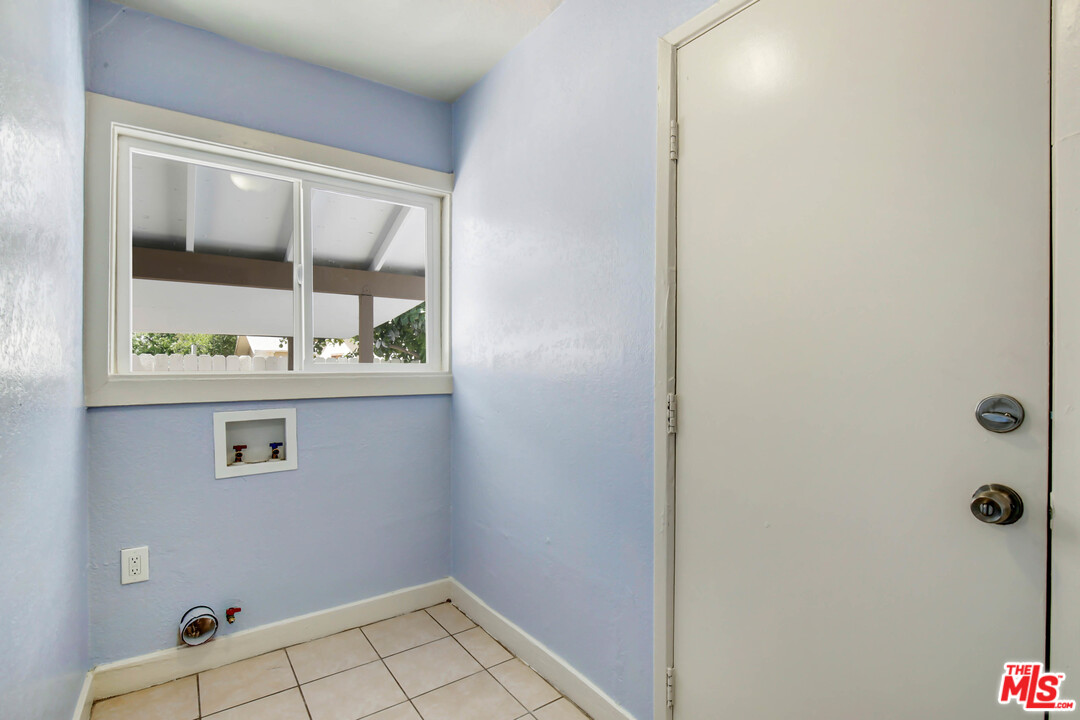 3370 1st Street Riverside, CA 92501 - Photo 13 of 14