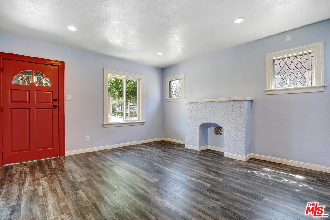 3370 1st Street Riverside, CA 92501 - Photo 6 of 14