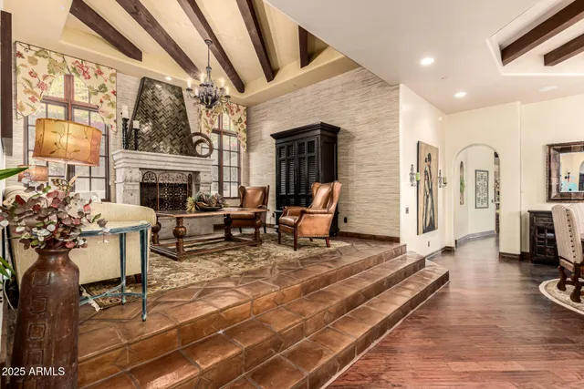 $7,500 | 1930 East Desert Willow Drive, Phoenix, AZ 85048