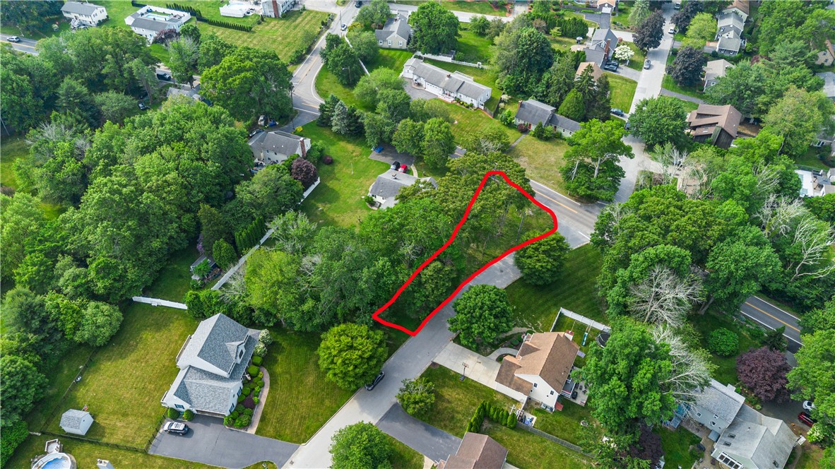 192 Schoolhouse Road Warren, RI 02885 - Photo 14 of 14