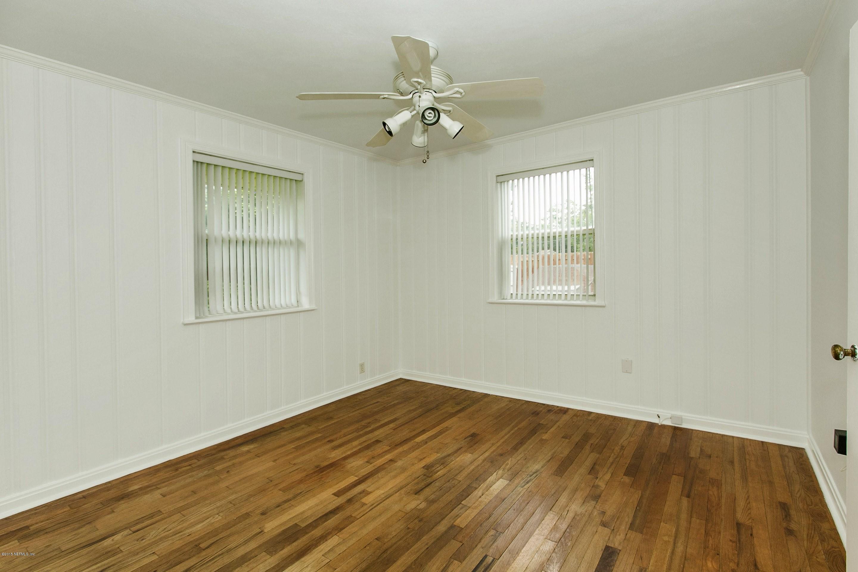 7825 Newton Road Jacksonville, FL 32216 - Photo 9 of 13 009_Bedroom