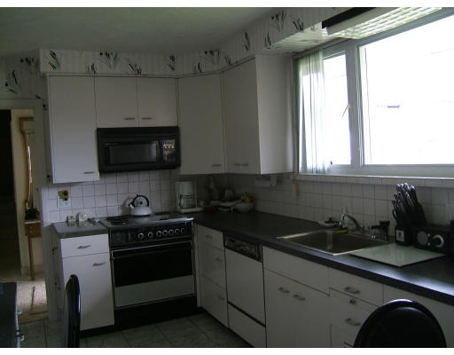 65 Redwood Road Newton, MA 02459 - Photo 5 of 6