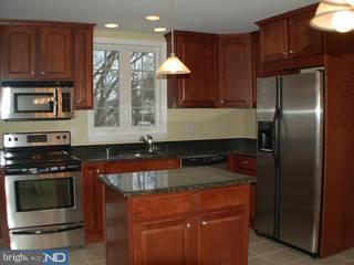 65 Meadowbrook Road Wayne, PA 19087 - Photo 3 of 6