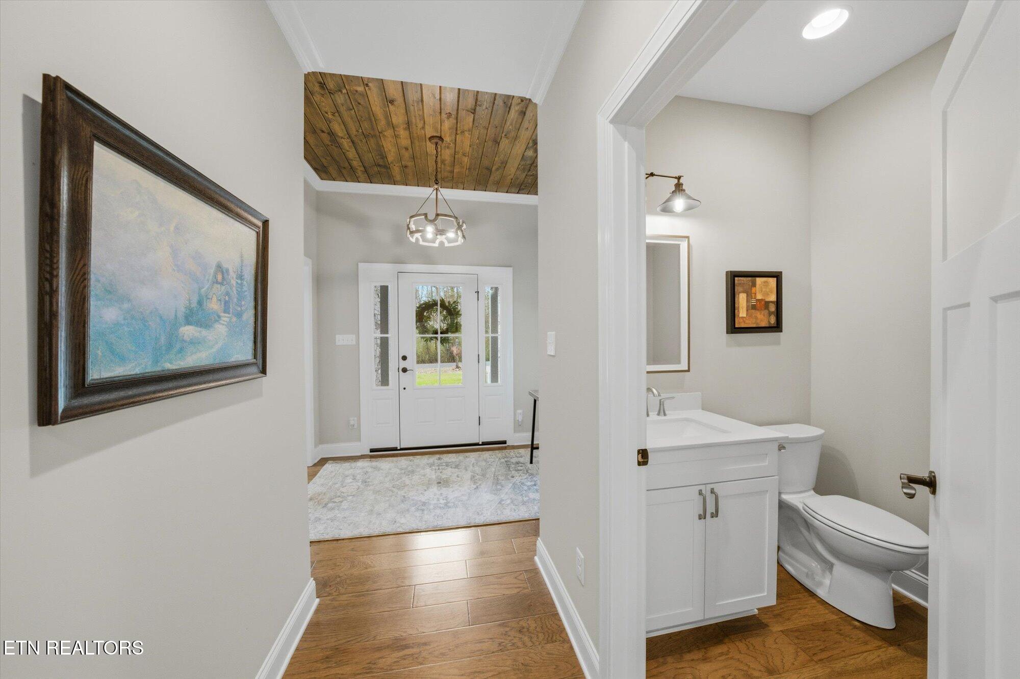 162 Tsuhdatsi Way Loudon, TN 37774 - Photo 11 of 60 28-162-Tsuhdatsi-Way-Loudon-TN-27