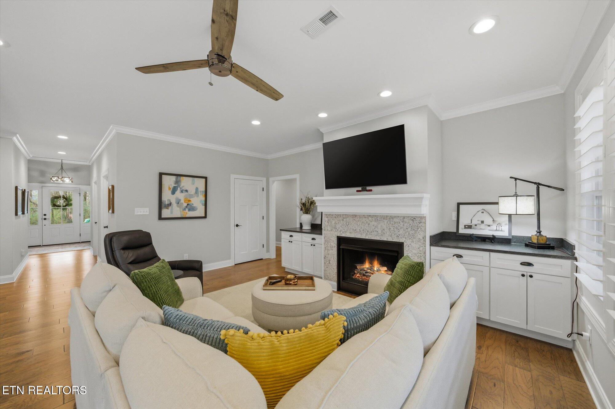 162 Tsuhdatsi Way Loudon, TN 37774 - Photo 28 of 60 20-162-Tsuhdatsi-Way-Loudon-TN-19