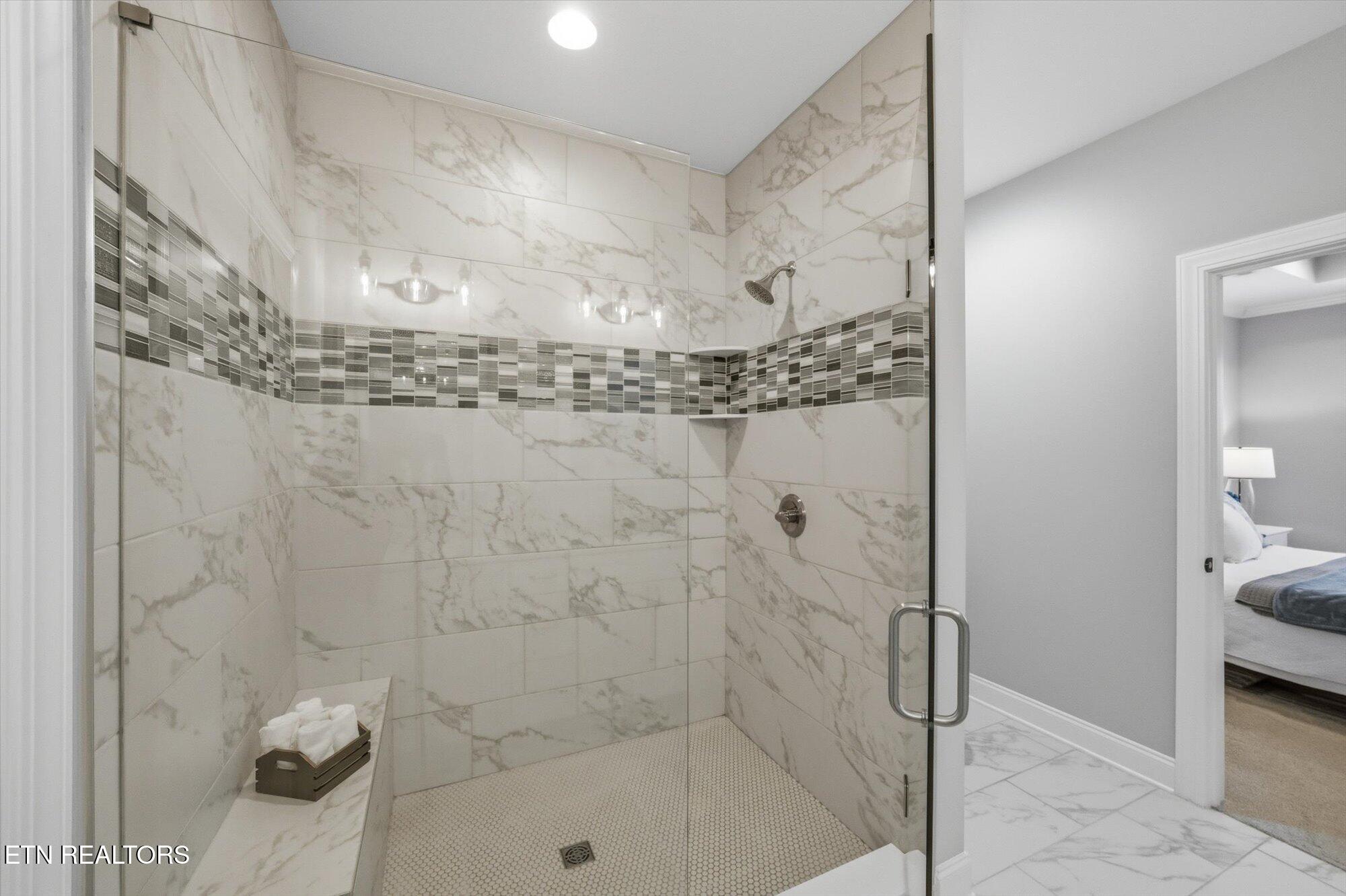 162 Tsuhdatsi Way Loudon, TN 37774 - Photo 36 of 60 27-162-Tsuhdatsi-Way-Loudon-TN-26