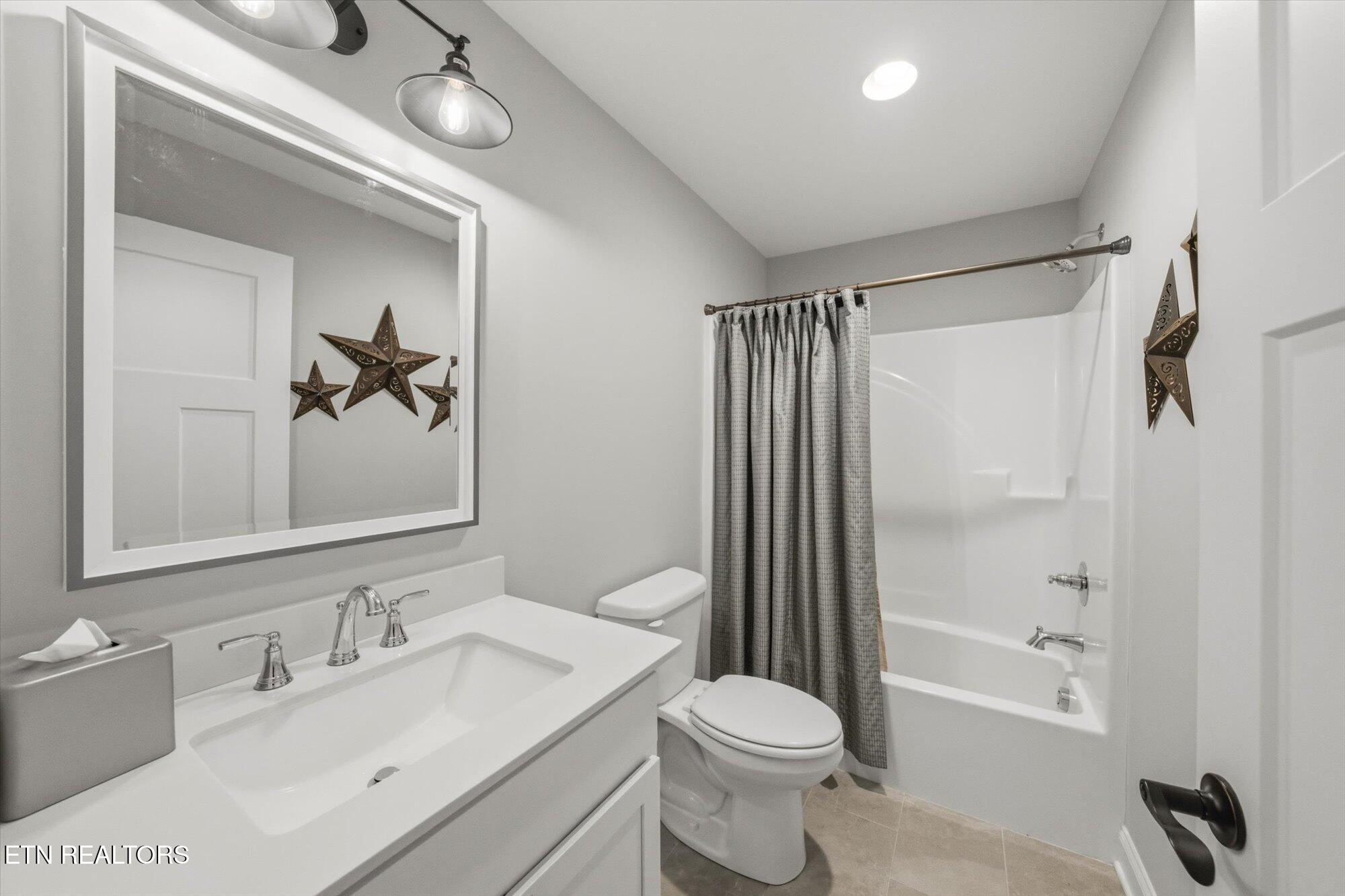 162 Tsuhdatsi Way Loudon, TN 37774 - Photo 42 of 60 38-162-Tsuhdatsi-Way-Loudon-TN-37