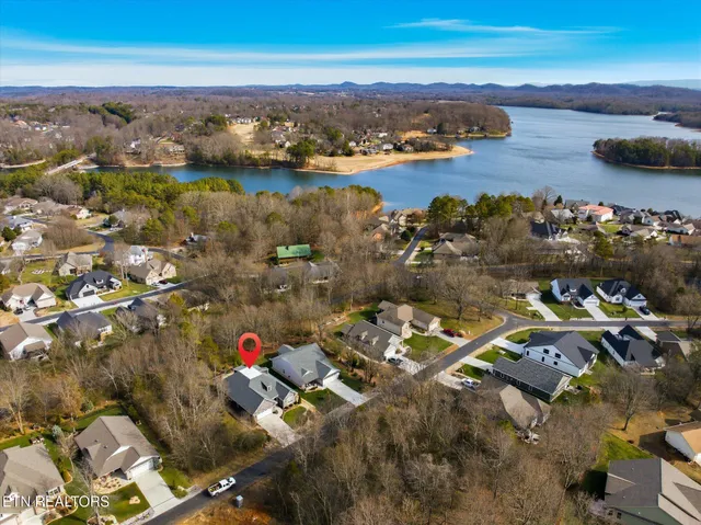 $775,000 | 162 Tsuhdatsi Way, Loudon, TN 37774