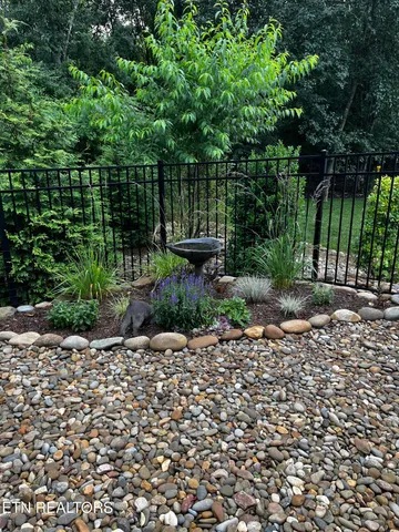 $775,000 | 162 Tsuhdatsi Way, Loudon, TN 37774