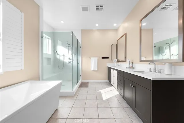 $1,699,000 | 115 Frame, Irvine, CA 92618