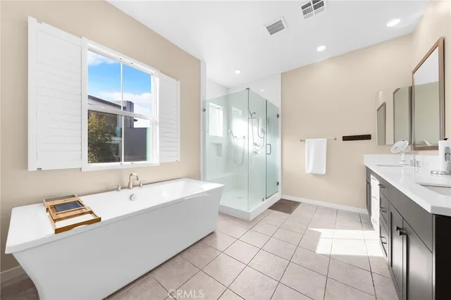 $1,699,000 | 115 Frame, Irvine, CA 92618