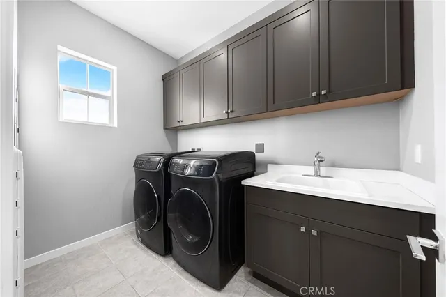 $1,699,000 | 115 Frame, Irvine, CA 92618