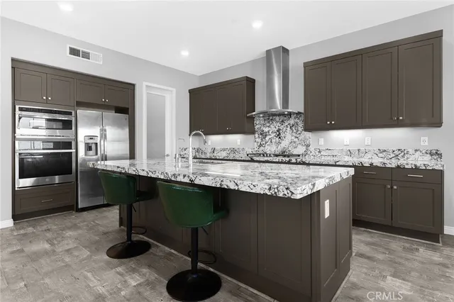 $1,699,000 | 115 Frame, Irvine, CA 92618