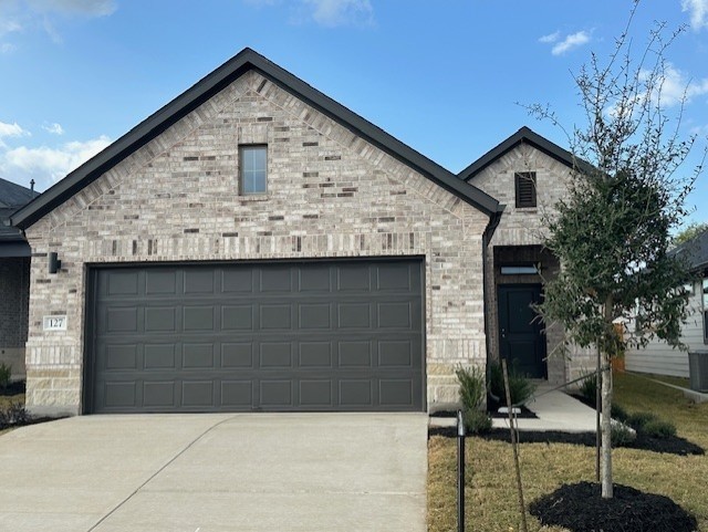 127 Tolo Drive Elgin, TX 78621 - Photo 1 of 30