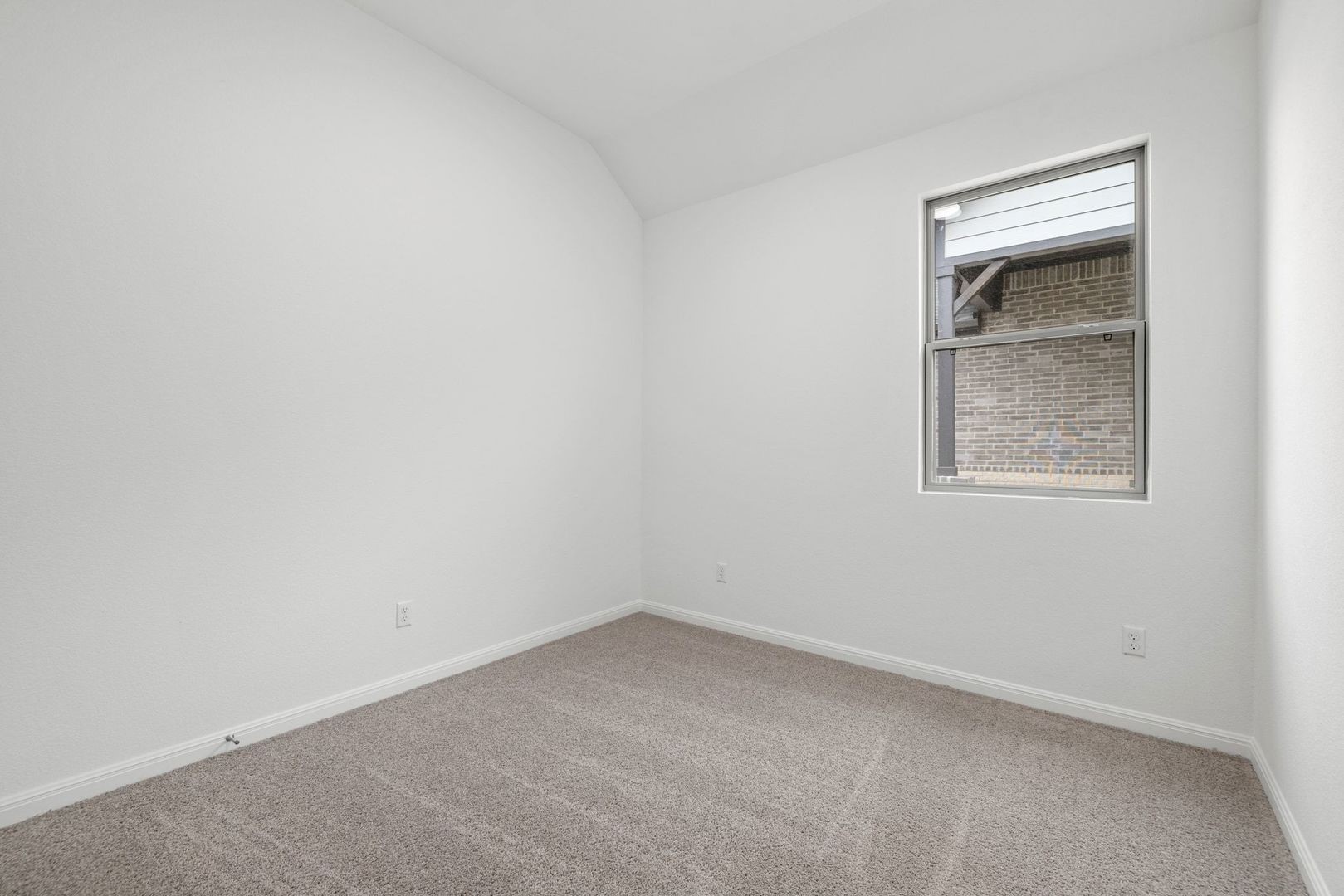 127 Tolo Drive Elgin, TX 78621 - Photo 18 of 39