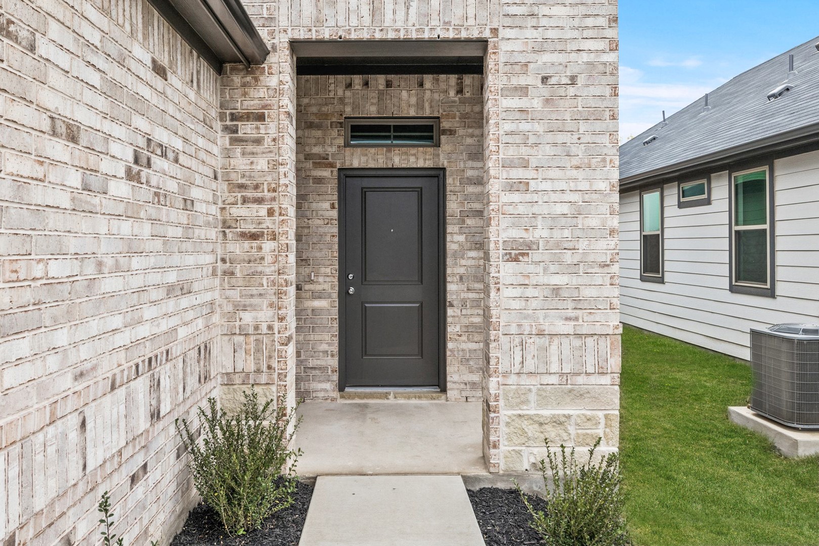 127 Tolo Drive Elgin, TX 78621 - Photo 2 of 39