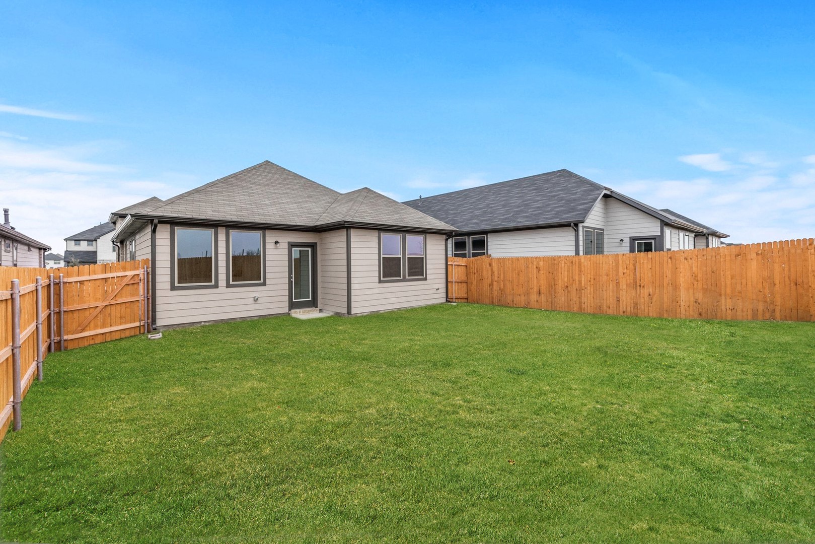 127 Tolo Drive Elgin, TX 78621 - Photo 23 of 39