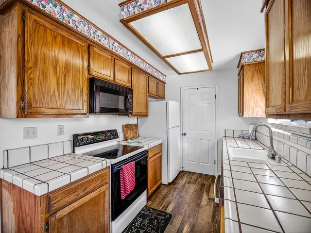 $488,000 | 1056 Padre Drive, Unit 8, Salinas, CA 93901