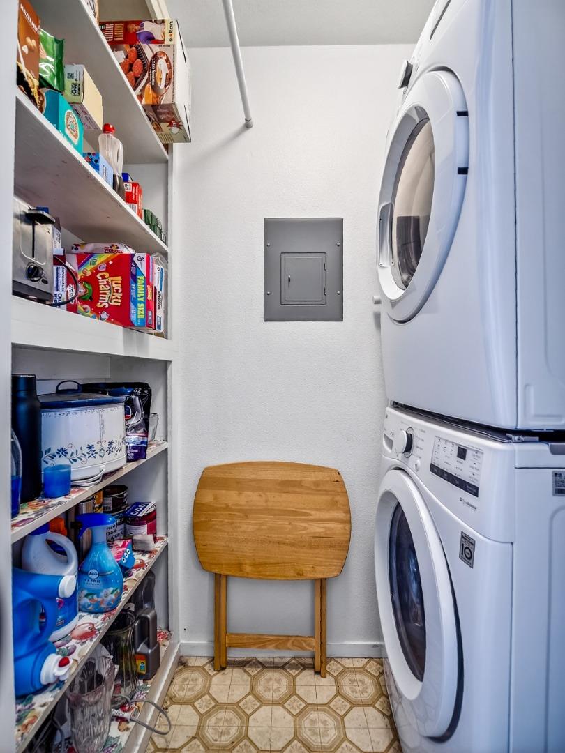 1056 Padre Drive, Unit 8 Salinas, CA 93901 - Photo 24 of 43 a utility room with dryer and washer