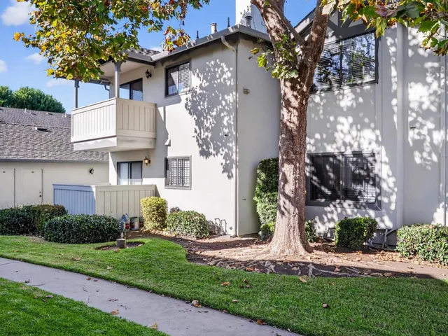 $488,000 | 1056 Padre Drive, Unit 8, Salinas, CA 93901