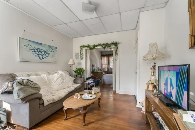 $975,000 | 49 Caldwell Place, Unit 5, Springfield, NJ 07081