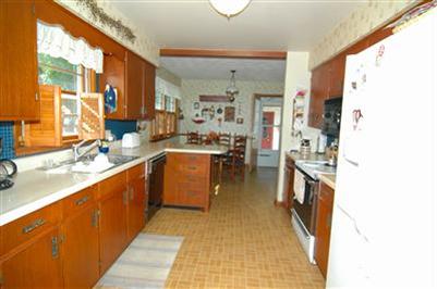 3533 Cleveland Street Clinton, IA 52732 - Photo 11 of 24 Gallery Image 11