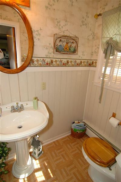 3533 Cleveland Street Clinton, IA 52732 - Photo 10 of 24 Gallery Image 10