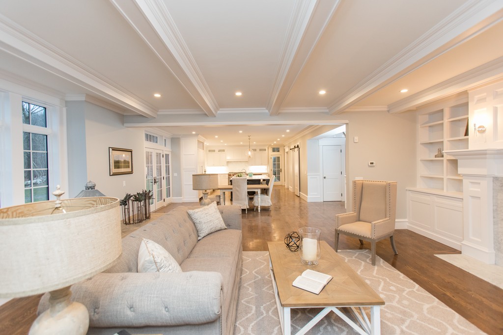 314 Glen Road Weston, MA 02493 - Photo 8 of 18