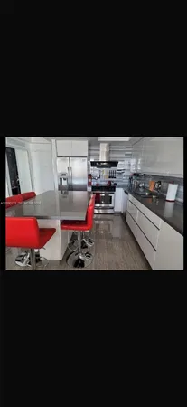 $4,000 | 401 Ocean Drive, Unit 1124, Miami Beach, FL 33139