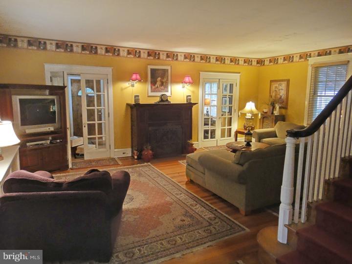 1124 Welsh Road Philadelphia, PA 19115 - Photo 4 of 19