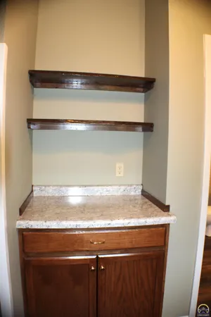 $147,500 | 2504 Southwest Central Park Avenue, Topeka, KS 66611