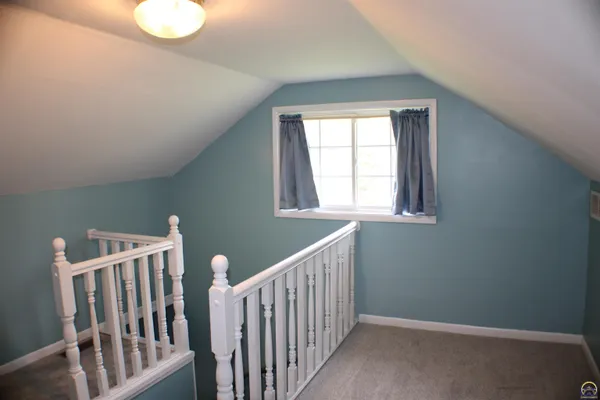 $147,500 | 2504 Southwest Central Park Avenue, Topeka, KS 66611