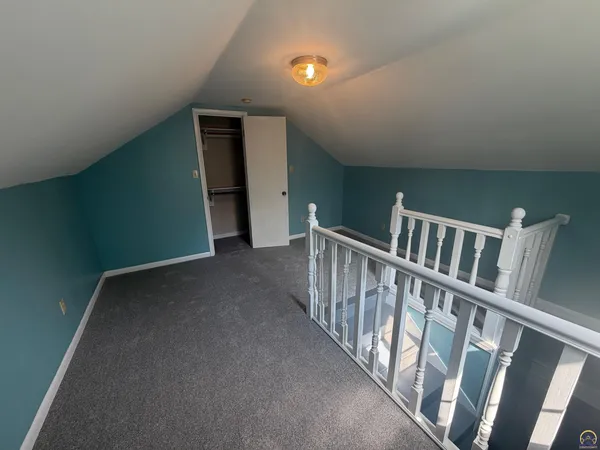 $147,500 | 2504 Southwest Central Park Avenue, Topeka, KS 66611