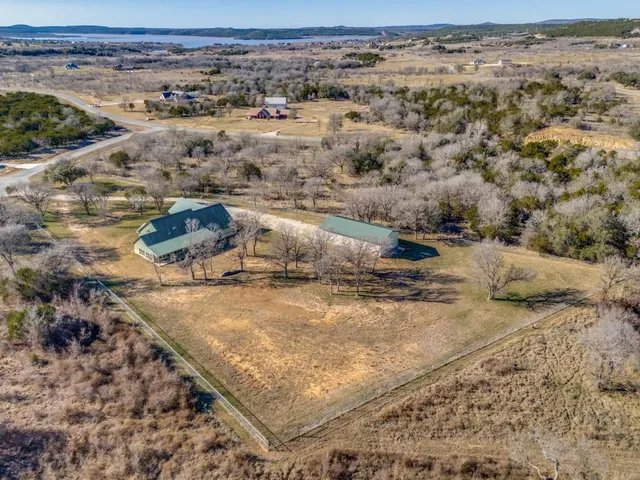 $950,000 | 1079 Mountain Bluebird Court, Graford, TX 76449