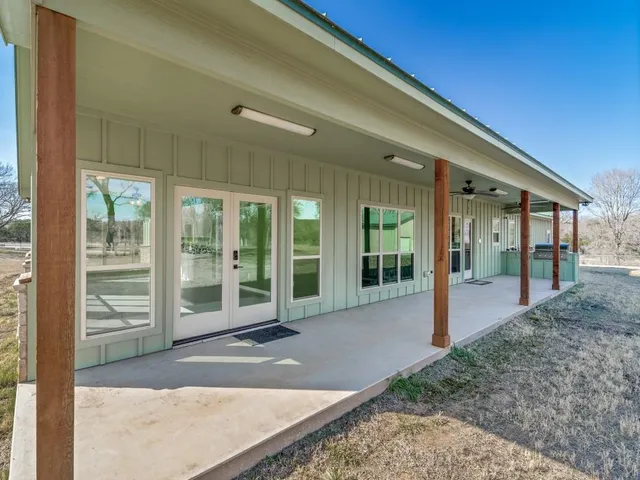 $950,000 | 1079 Mountain Bluebird Court, Graford, TX 76449