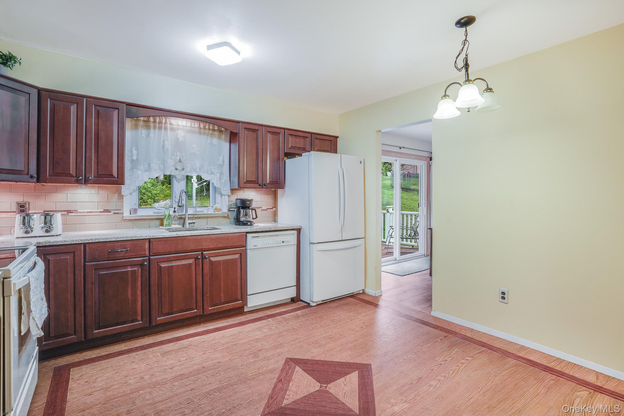 5 Gardineer Road Putnam Valley, NY 10579 - Photo 9 of 32