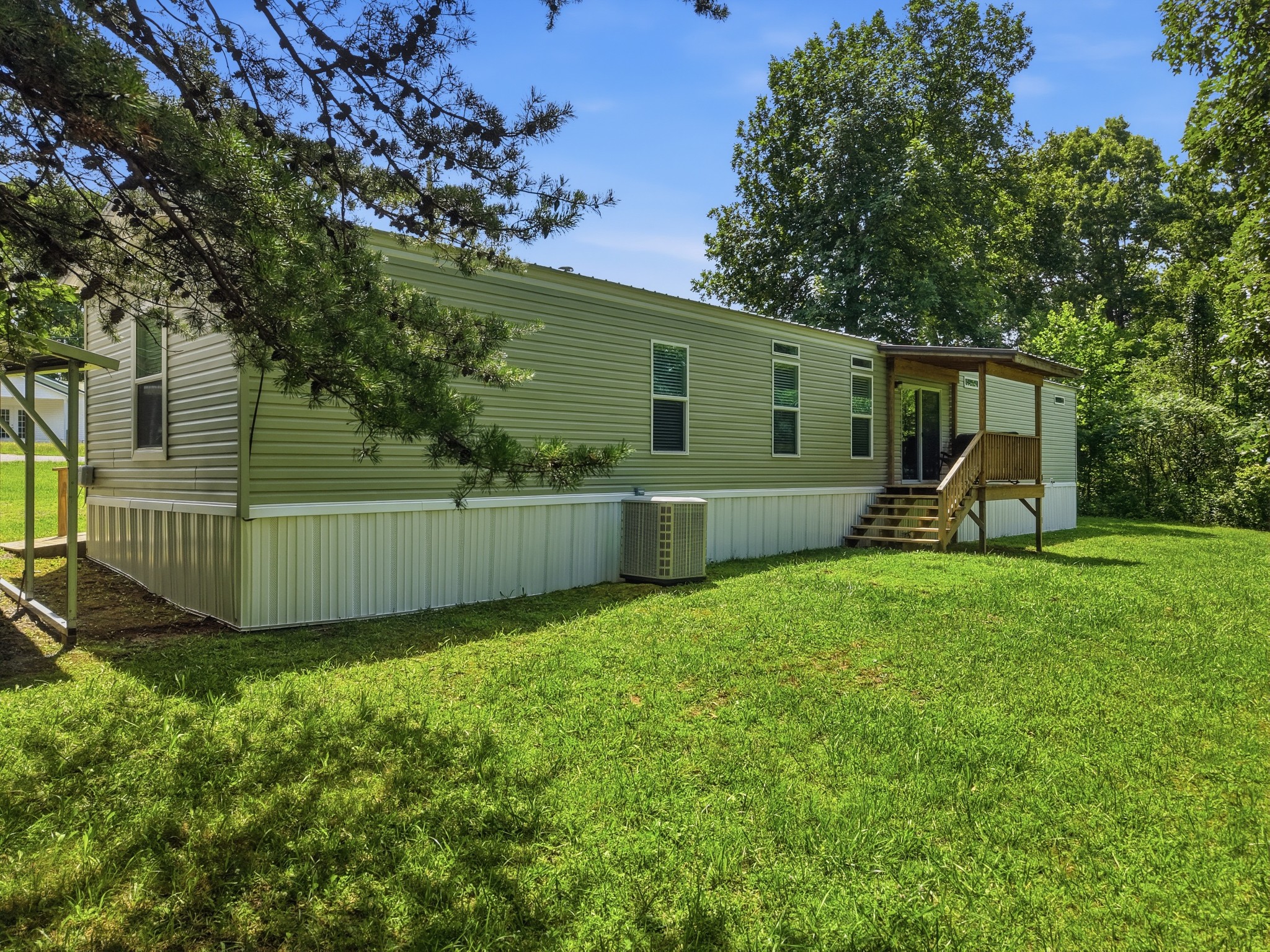 1180 Lake Hill Road Monterey, TN 38574 - Photo 10 of 36