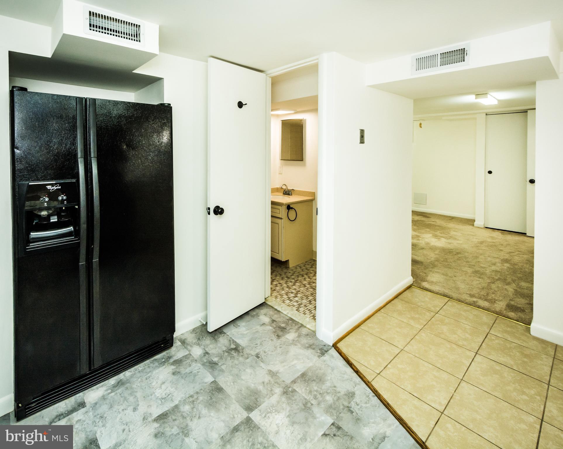 8330 Kendale Road Parkville, MD 21234 - Photo 31 of 40