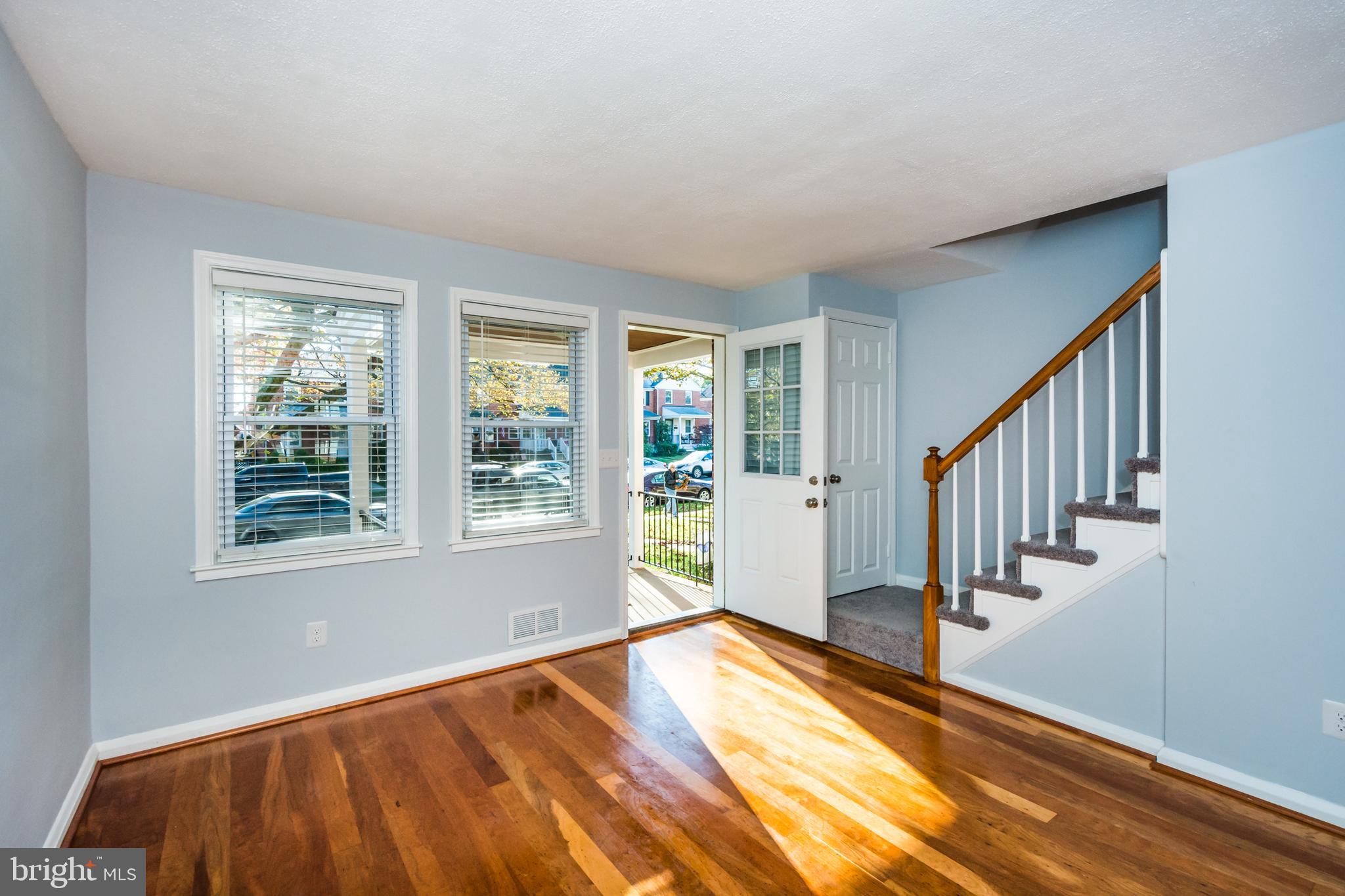 8330 Kendale Road Parkville, MD 21234 - Photo 6 of 40