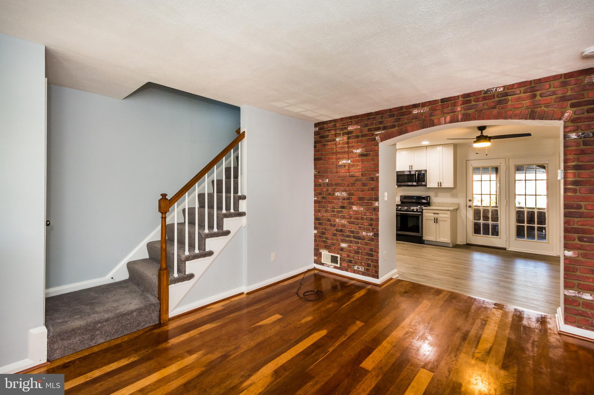 8330 Kendale Road Parkville, MD 21234 - Photo 8 of 40