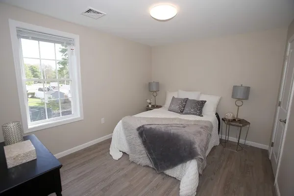 $2,000 | 30 Temple Street, Unit 201, Whitman, MA 02382